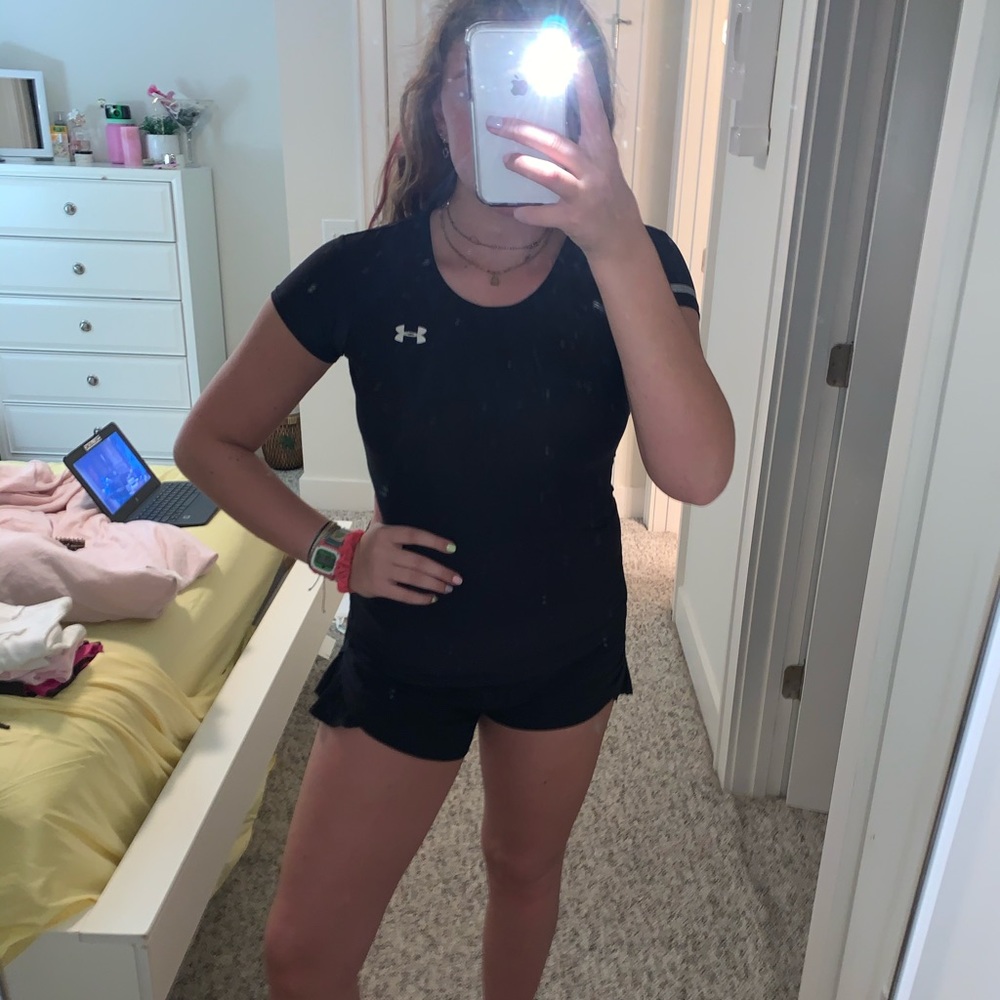 black under armour top